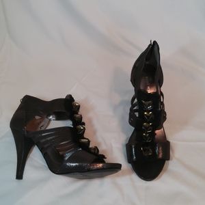 NINE WEST Black Dance Pump 7 1/2 M w/Zippers